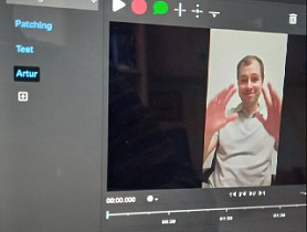 А вы знаете, как происходит перевод Библии на русский жестовый язык?